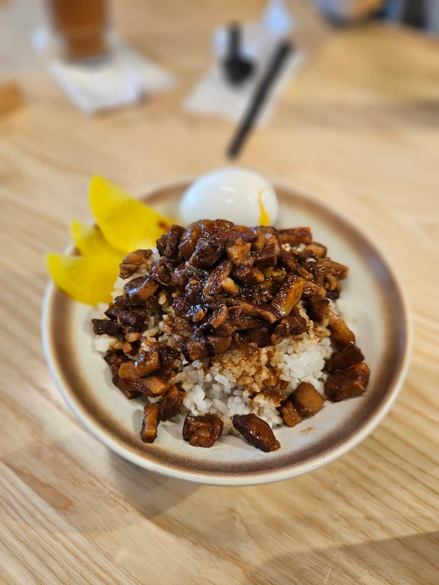 台式古早味滷肉丼 taiwanese braised pork belly rice bowl